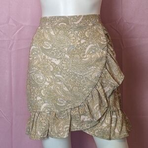 PrettyLittleThing Sage Green and Light Pink Paisley Print Ruffle Hem Mini Skirt
